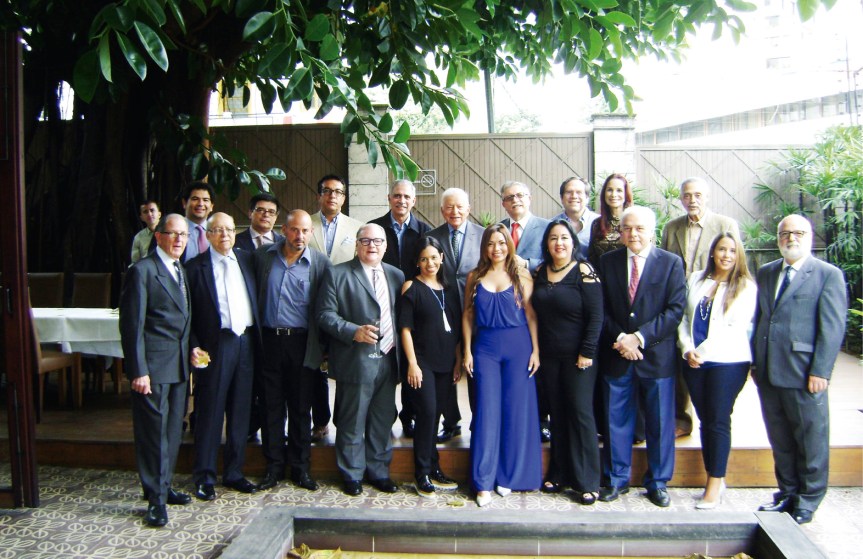 Grupo Comite y Fundadores.jpg
